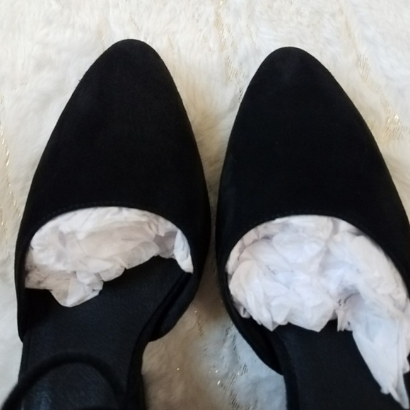 EILEEN FISHER Tilda Stacked Heel Pumps in Black - Picture 2 of 5